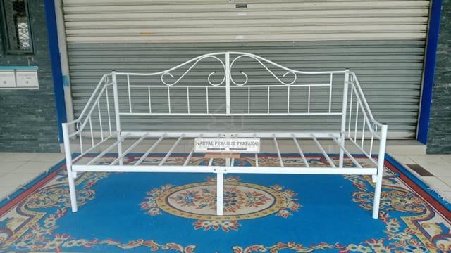 Carousel Image