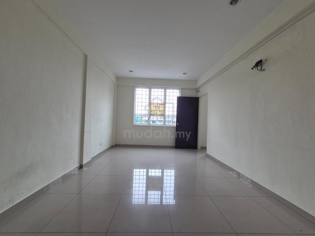 1st floor shoplot office at malim jaya for rent 1