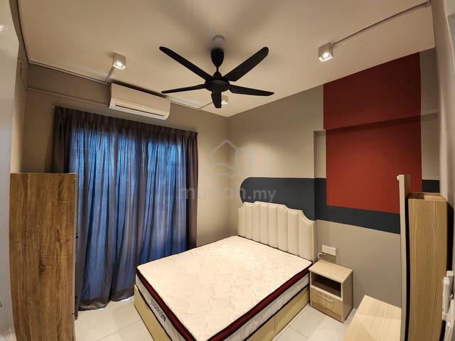 FEMALE ONLY ‼️Balcony Middle Room Meritus Residensi Perai Jalan Baru 1
