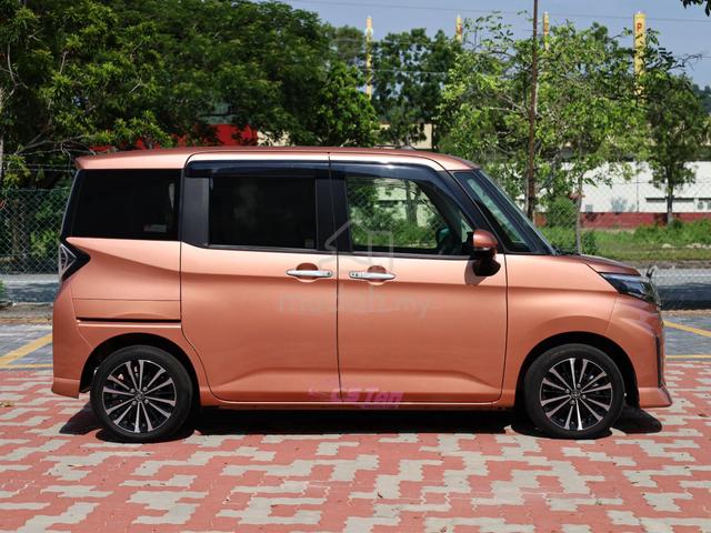 2022 Toyota Roomy Custom GT 1.0 Turbo 5A - 5