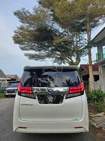 Toyota ALPHARD 2.5 - 8 SEATER - 100% FREE ACCIDENT - 3