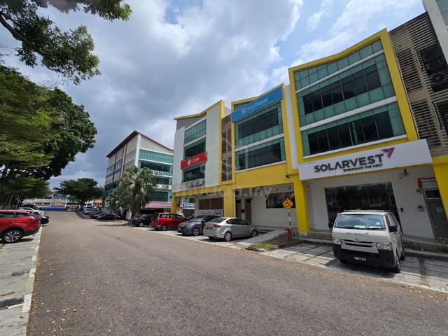 Taman Molek - 3 Storey Shop For Sale 1
