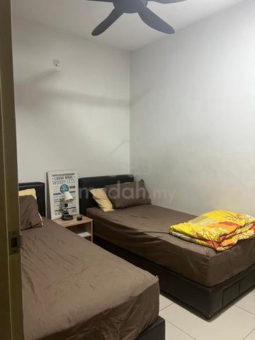 room Pacific Place, Ara Damansara 1
