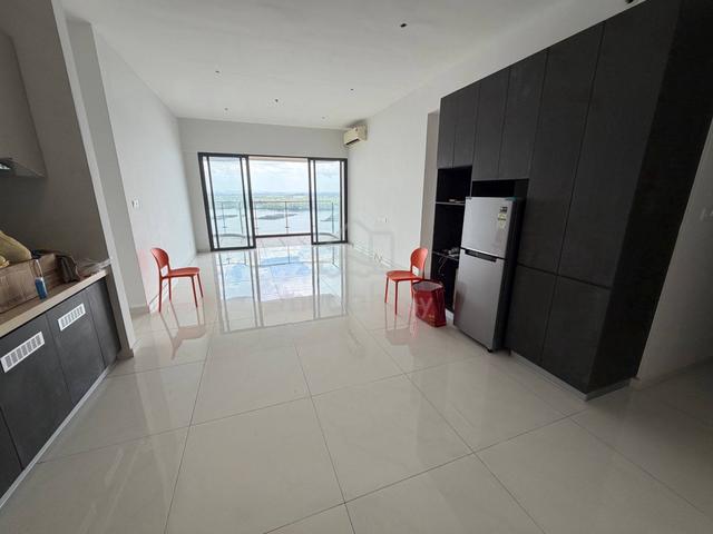 Bay Laurel @ Country Garden Danga Bay 1