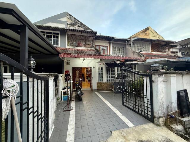 Renovated 2 Storey Terrace Taman Medan Baru, Petaling Jaya 1