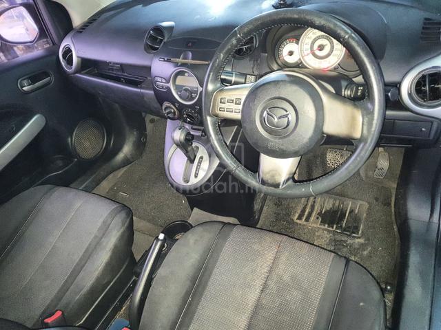 2012 Mazda 2 (A) - TIP TOP CONDITION - 4
