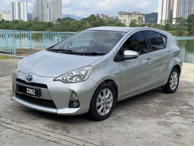 2013 Toyota PRIUS C 1.5 (HYBRID) (A) - 5