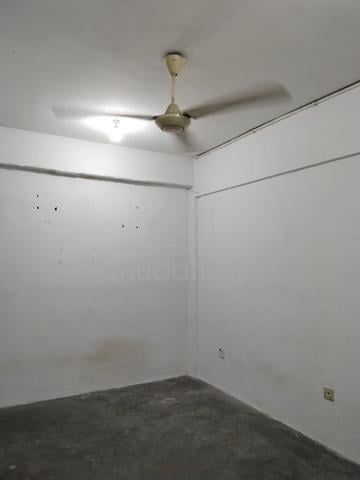 Rumah Pangsa Mewah Indah 1