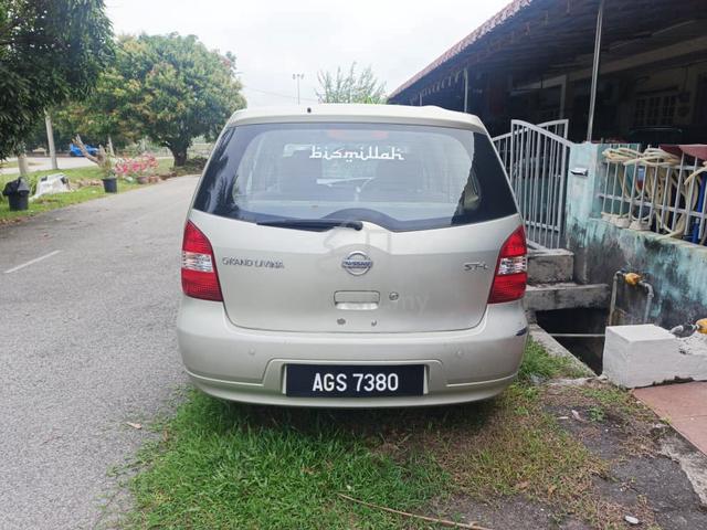 2009 Nissan GRAND LIVINA 1.6 CLASSIC/COMFORT (M) - 2
