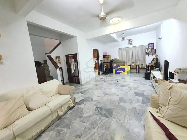 Double Storey USJ4 Guarded Community 1