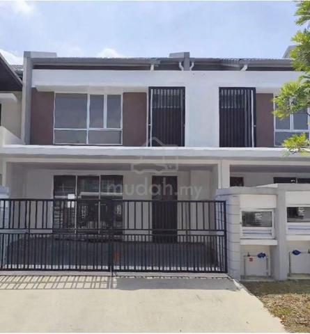 Kota Emerald@ Rawang Double Storey House For Rent 1