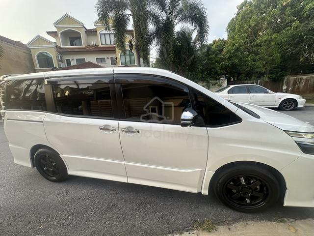 2019 Toyota VOXY 2.0 ZS KIRAMEKI II (A) - 1