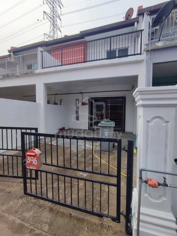 Rumah utk di sewa Bandar Springhill 1