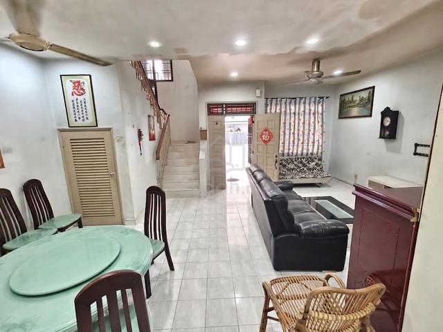 Jalan Tasek 1.5Stry Renovated Bandar Seri Alam 1