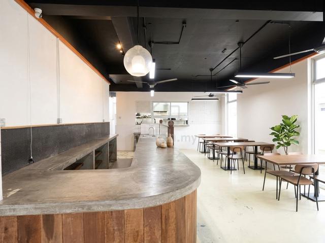 USJ 21 Ground Floor Shop for Rent with Restaurant Setup 1