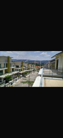 3 Storey Semi D , Mahkota Hill , 100% Loan , Below Market , 38x75 1