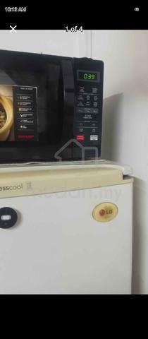 refrigerator  - photo 2 of 4