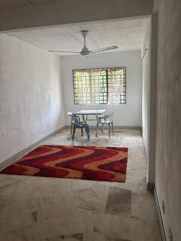 Flat PKNS Seksyen 7 Shah Alam 1