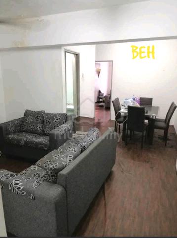 Puncak Erskine 1
