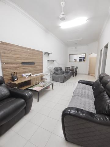 Mount Austin , JP perdana , single storey house for Rent 1