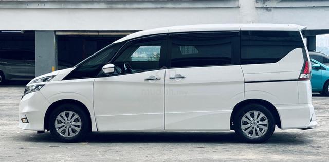 2022 Nissan Serena 360 Carplay 2 PowerDoor Keyless - 3