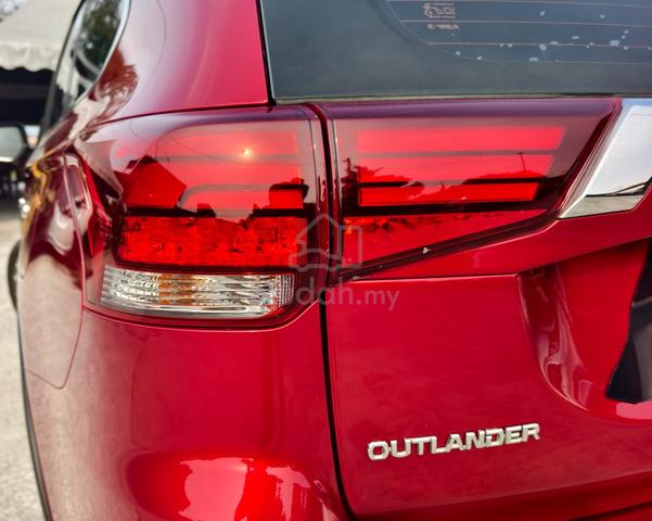 2020 Mitsubishi OUTLANDER 2.0 boleh loan kedai - 4