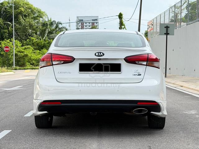 2017 CAR KING Kia CERATO 1.6 K3 Good Conditions - 4