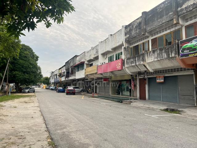 2 Storey Shophouse at Ayer Tawar for SALE! 1