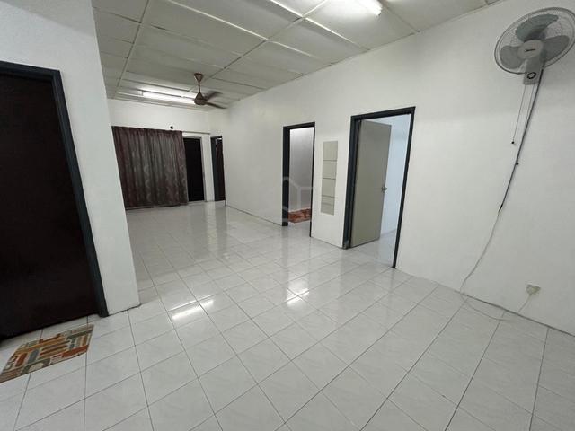 Putra Indah Apartment 1
