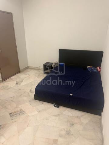 Palm Court (Brickfields) 1