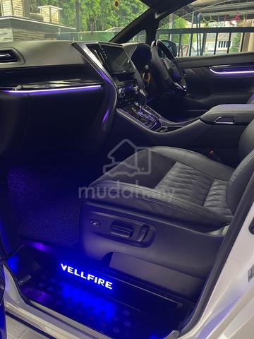 Toyota VELLFIRE 2.5 DIRECT OWNER - 3