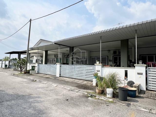 Gunung Rapat/ Ampang Ipoh Single Storey House Nearby a Field 1