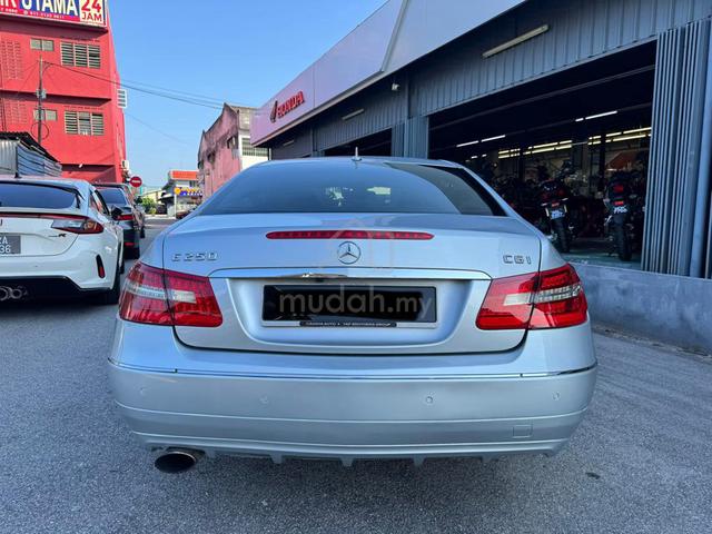 2011 Mercedes Benz E250 CGI Coupe Boleh Loan - 4