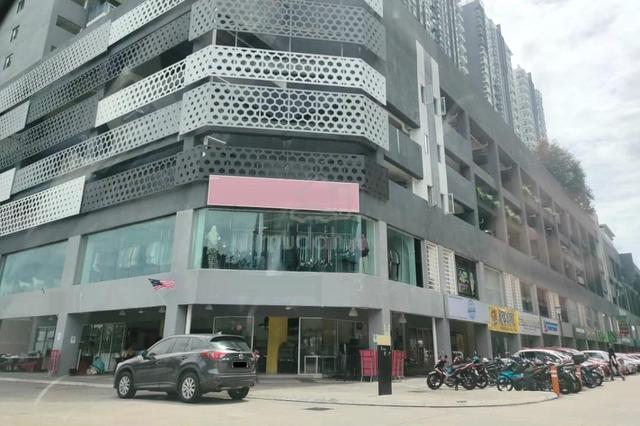 CORNER FREEHOLD 2 Storey Shop Office Retail Lot Southville City Bangi 1