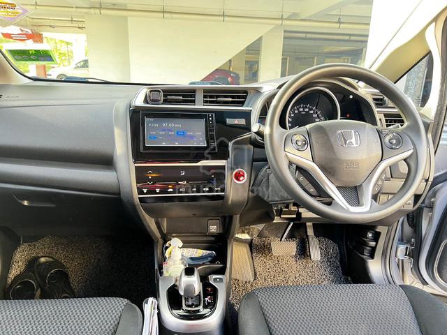 2017 Honda JAZZ 1.5 HYBRID - 2