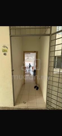 Seri Bestari Apartment 1