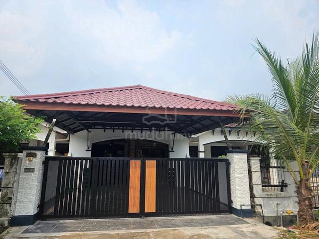 JUAL RUMAH CANTIK π Pasir Gudang JB 1
