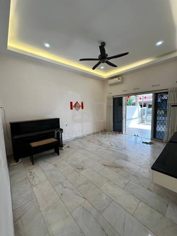 Ujong Pasir single storey terrace house For Sales 1