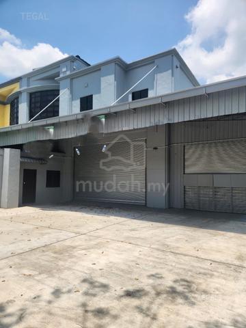 Bukit Kemuning Seksyen 33 , Shah Alam Technology Park 1.5 Storey Semi 1