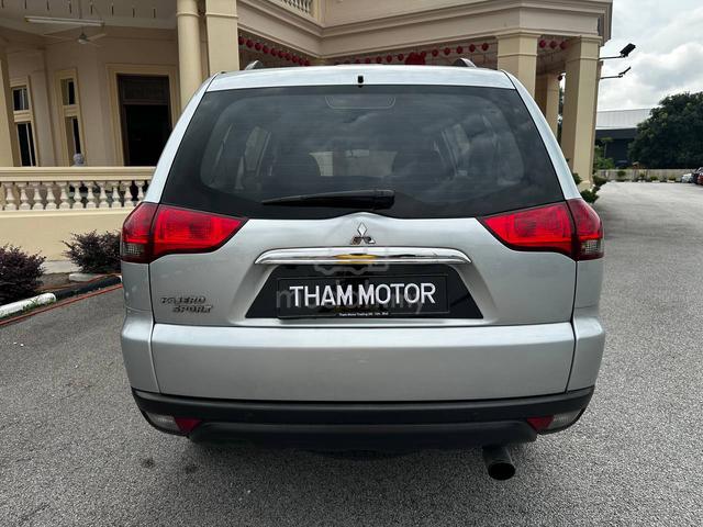 2015 Mitsubishi PAJERO 2.5 SPORT VGT AT 4X2 - 5