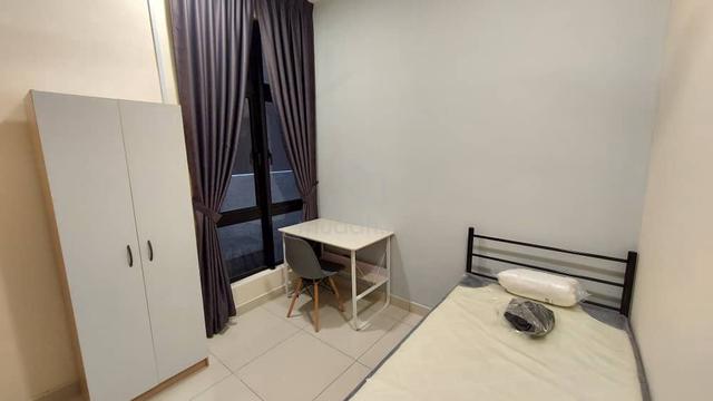 [MRT TAMAN PERTAMA] FEMALE SMALL ROOM, J. Dupion Residence, Cheras 1