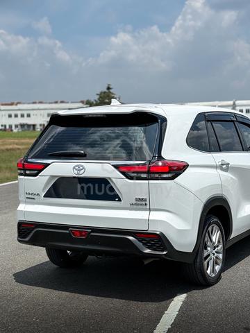 2025 Toyota INNOVA 2.0 ZENIX HYBRID ELECTRIC MY23 - 4