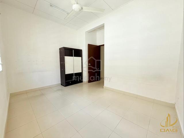 Setia Impian 8 Setia Alam 2sty 20*70sqft Reno nice unit for sale 4