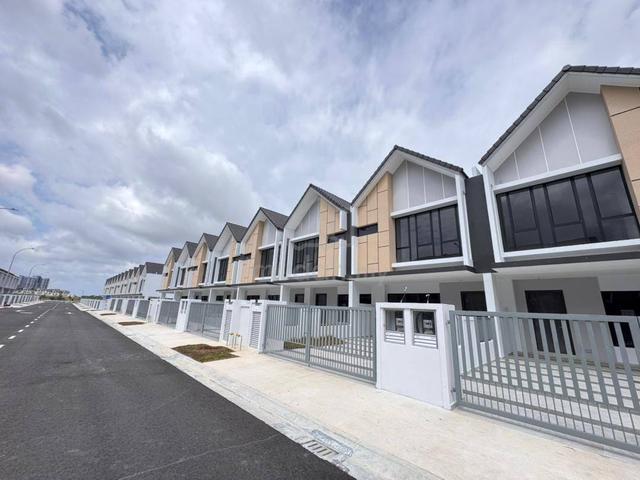 Desa Tebrau @Cello Double Storey Terrace House For Sales 1