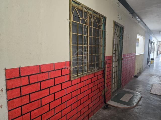 Teratai Apartment (Taman Bunga Raya) 1