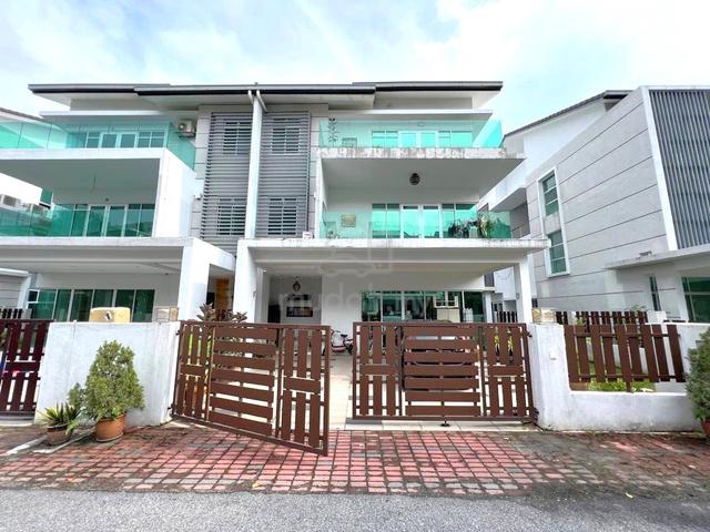 RENT SEWA Fully Furnish 7Bilik7Tandas 3Sty SemiD Puncak Saujana Kajang 1