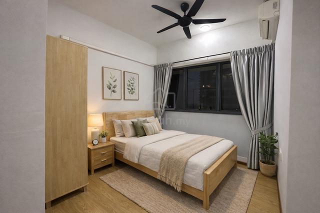 CIQ near Master bedroom (attached toilet) for rent - NO AGENT FEE 1