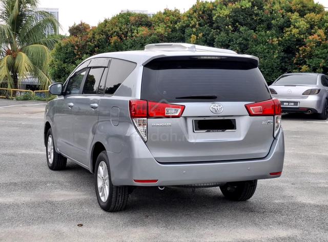 2️⃣0️⃣1️⃣9️⃣ toyota innova 2.0 e supe low mileage - 2