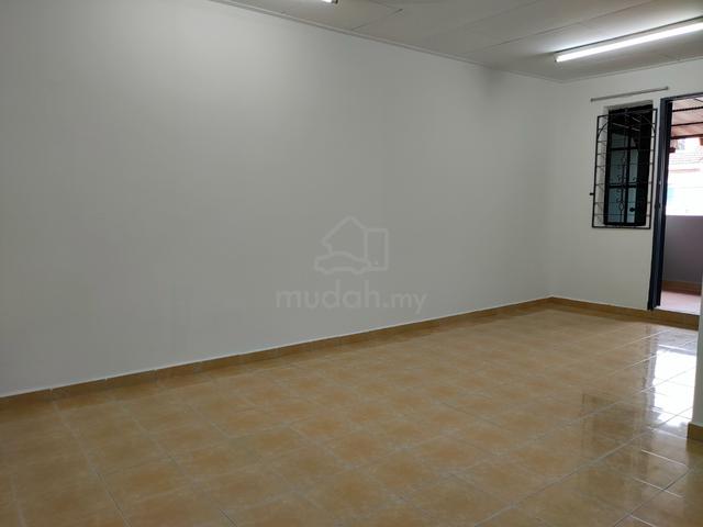 Double storey terrace Section Seksyen 19 Shah Alam 3
