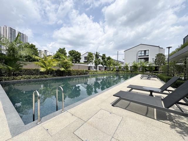 Brand New , 2 Storey 4room 3bath , Jia Hayat Villa , Bukit Serdang 1